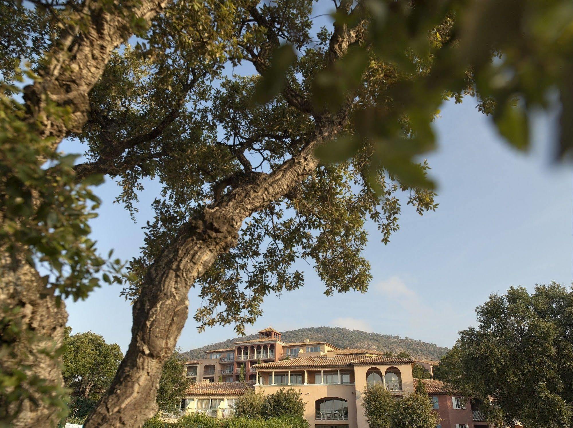 P&V Residence Le Hameau Des Issambrr Sainte-Maxime Exterior foto