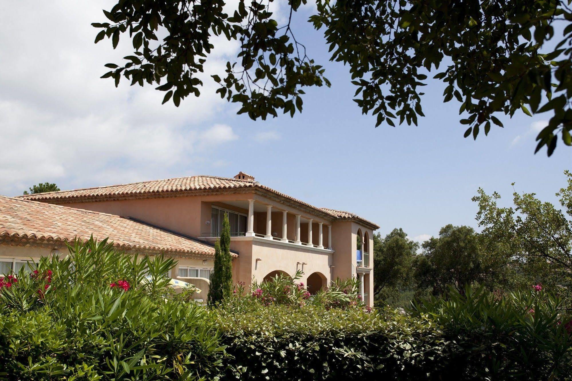 P&V Residence Le Hameau Des Issambrr Sainte-Maxime Exterior foto
